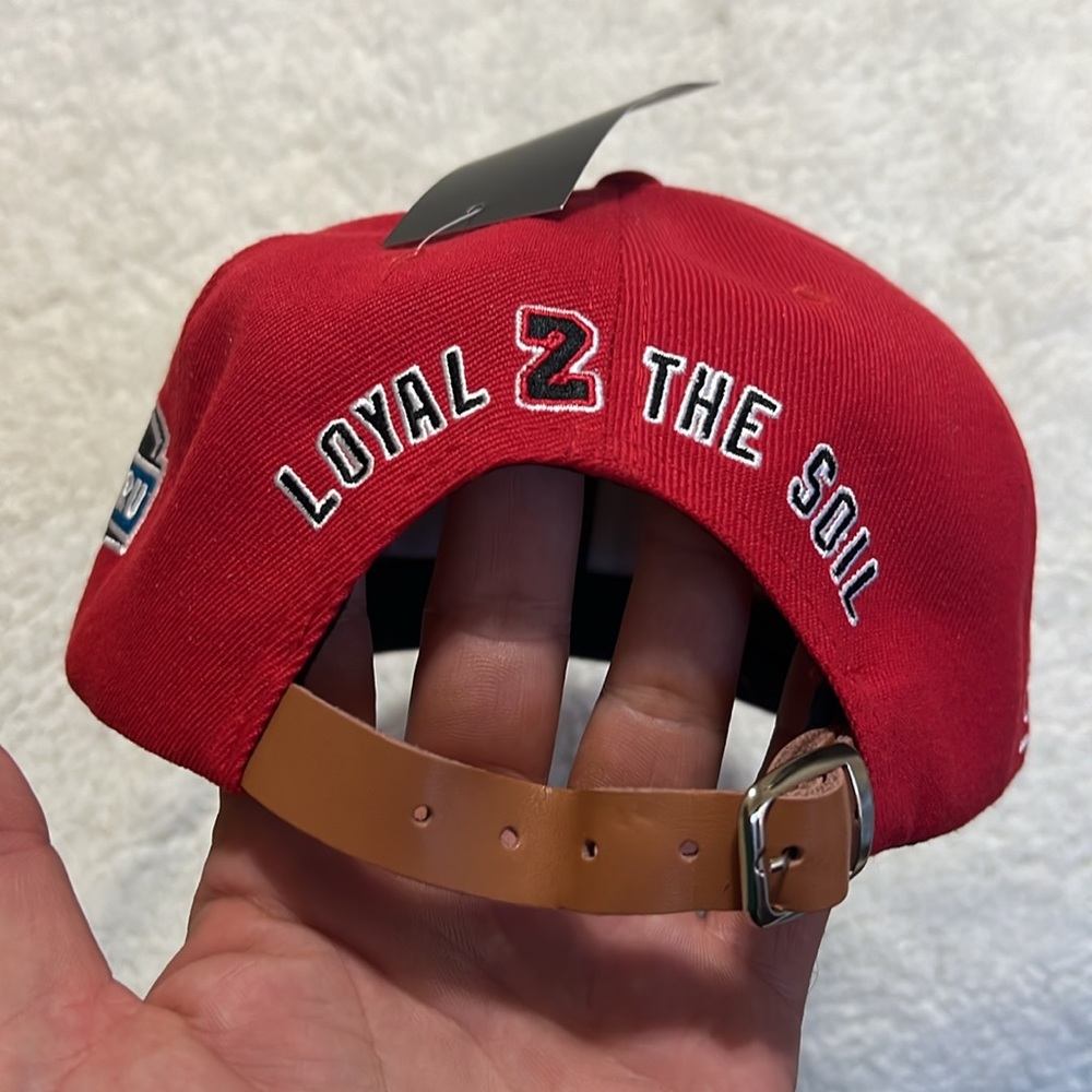2 TRU adjustable hat. - Picture 3 of 6